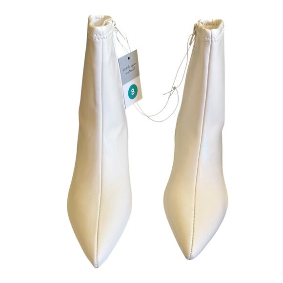 A New Day White Lonnie Kitten Heel Zip Up Stretch Boot Size 8 - Picture 3 of 7